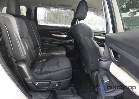 2020 Subaru Ascent Premium из США, поврежденный, VIN 4S4WMABD5L3414426